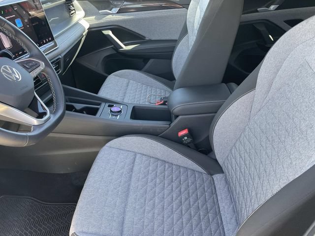 Certified 2026 Volkswagen Tiguan S FWD image 21
