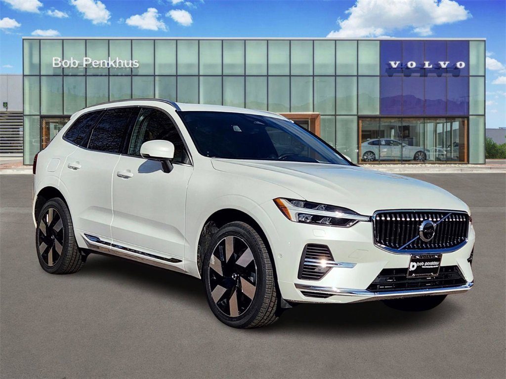 Used 2023 Volvo XC60 T8 Ultimate image 1