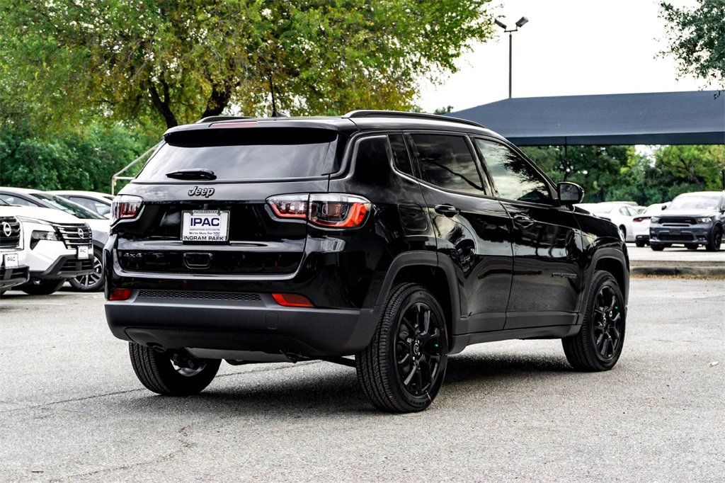 New 2026 Jeep Compass Latitude w/ Quick Order Package 29K image 4