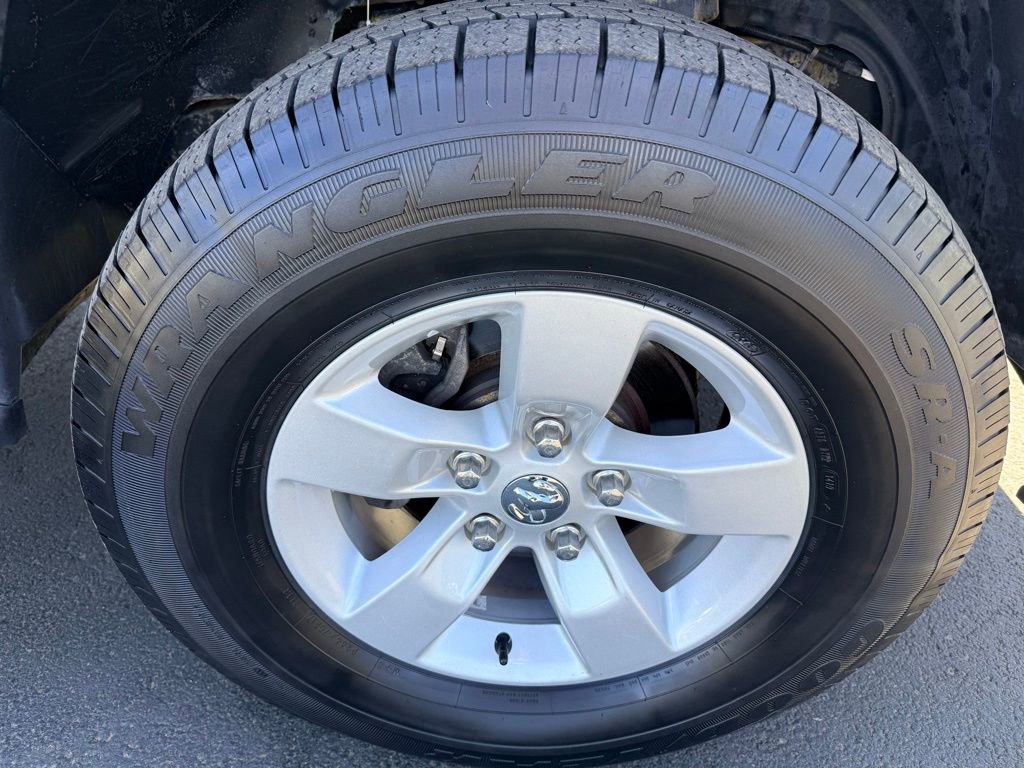 Used 2016 RAM 1500 Sport image 17