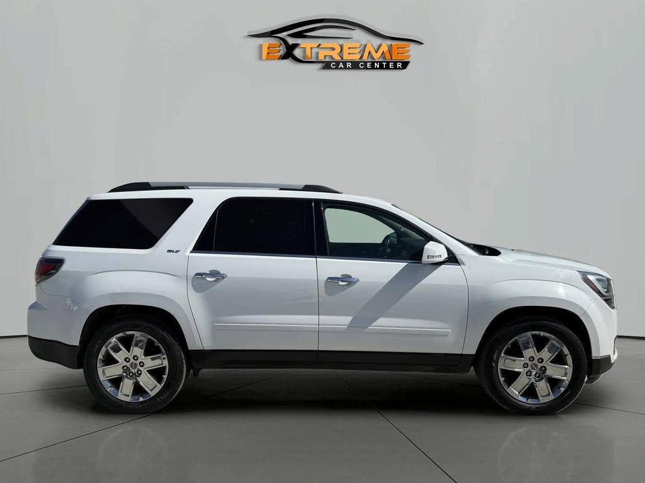 Used 2017 GMC Acadia Limited SLT AWD/4WD image 8