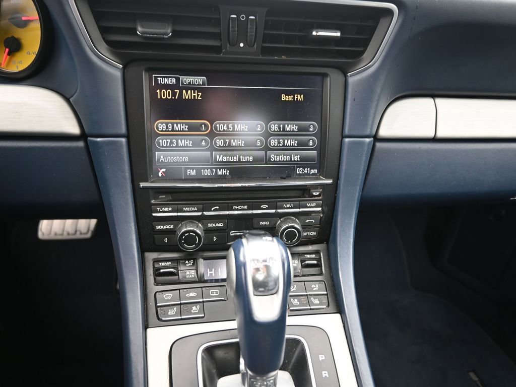 Used 2014 Porsche 911 Turbo S w/ Light Design Package image 28