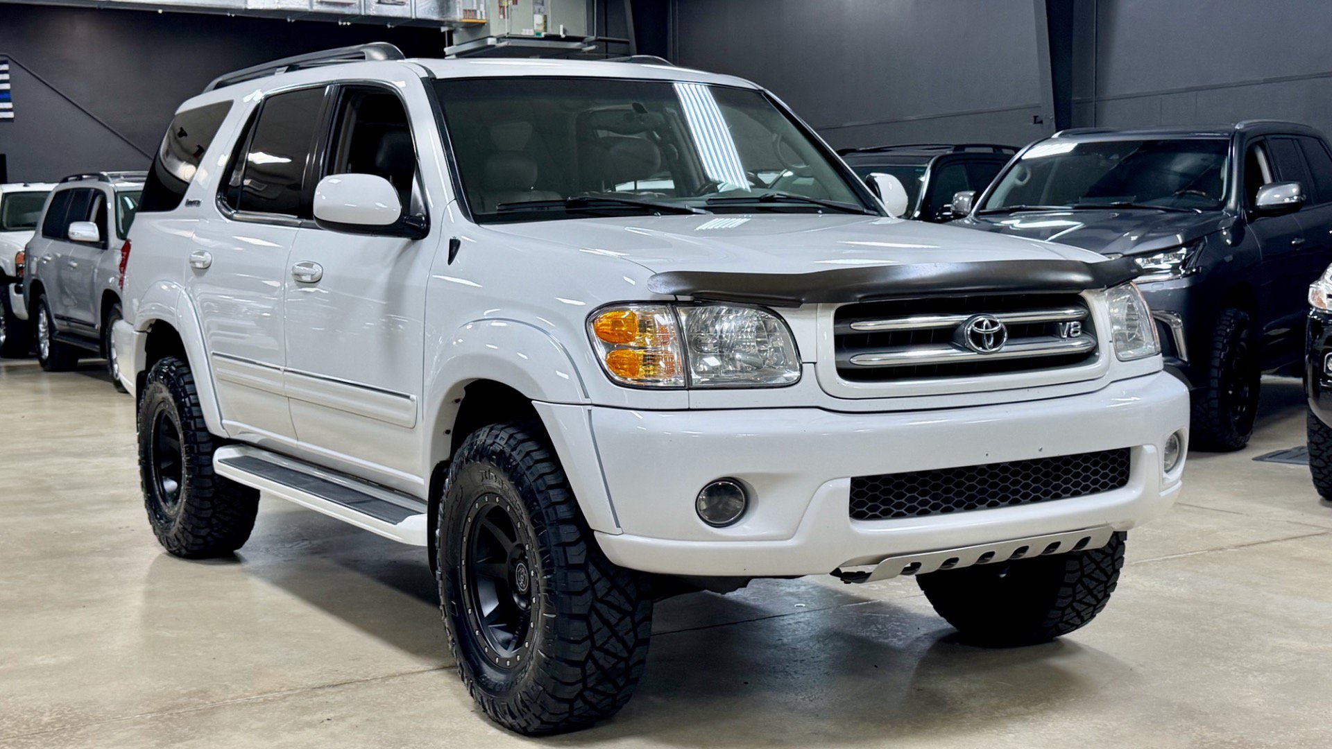 Used 2004 Toyota Sequoia Limited AWD/4WD image 10