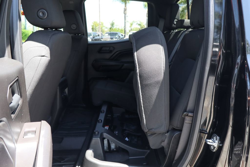 Used 2025 Chevrolet Colorado W/T w/ WT Custom Package RWD image 40