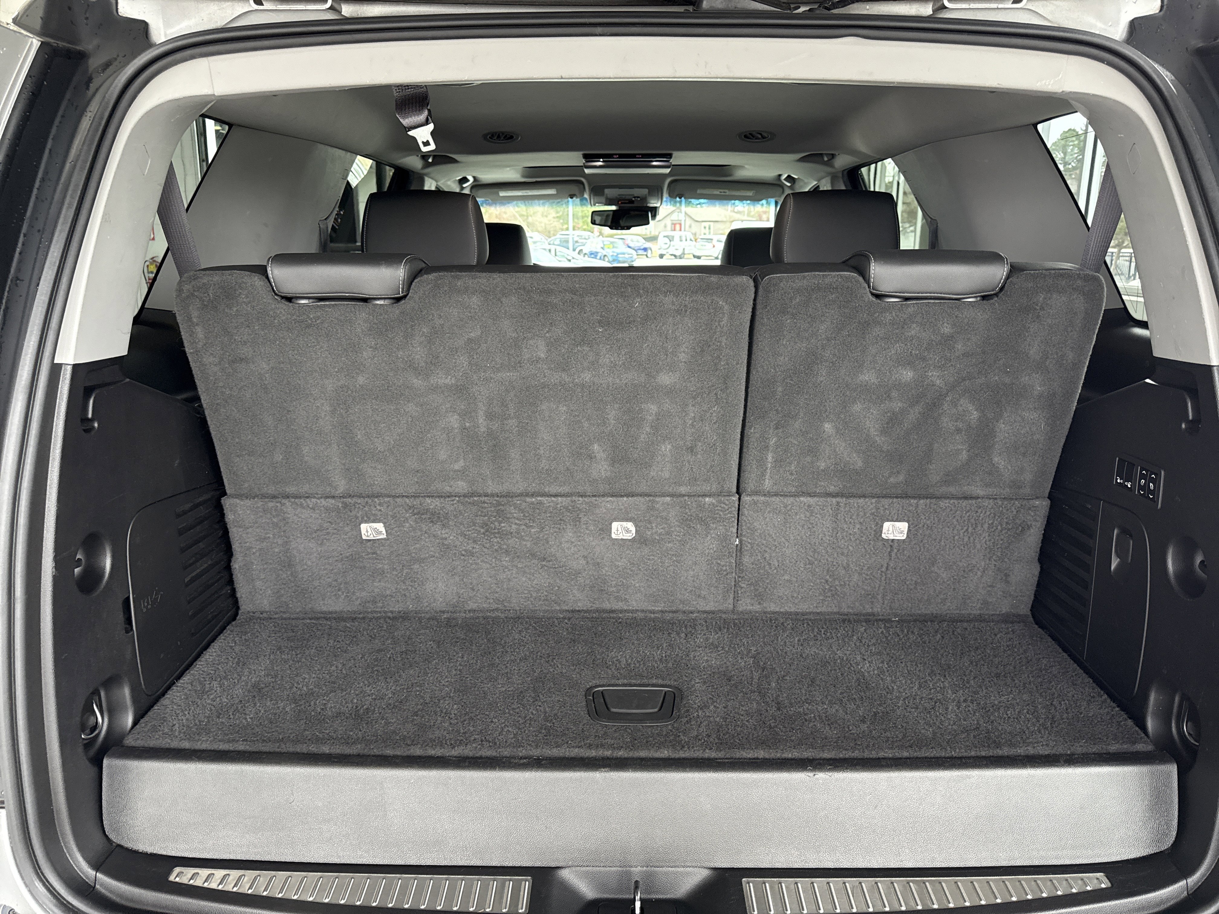 Used 2017 Chevrolet Tahoe Premier image 13