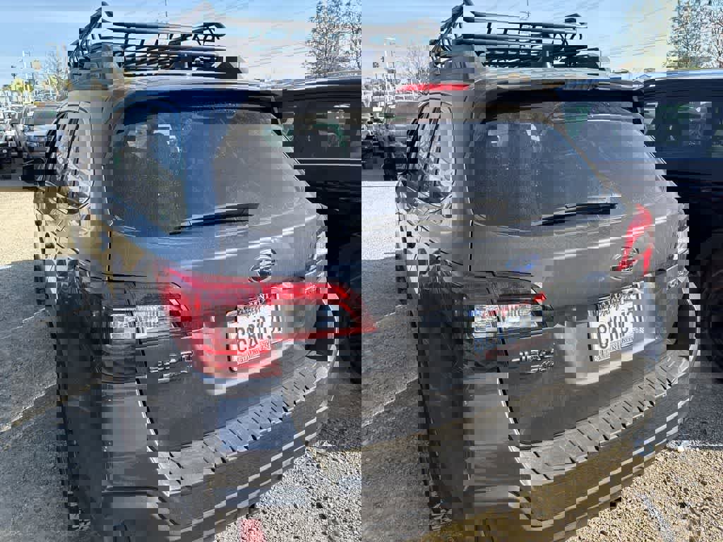 Used 2018 Subaru Outback 2.5i Premium image 8