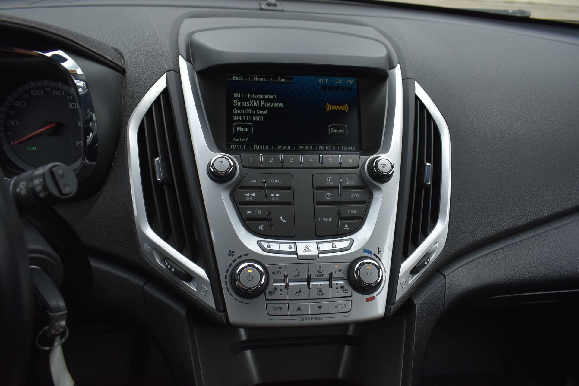 Used 2015 GMC Terrain SLE w/ Convenience Package AWD/4WD image 24