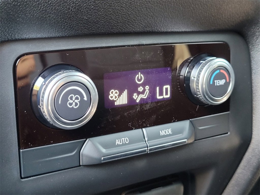 New 2026 GMC Acadia Elevation image 13