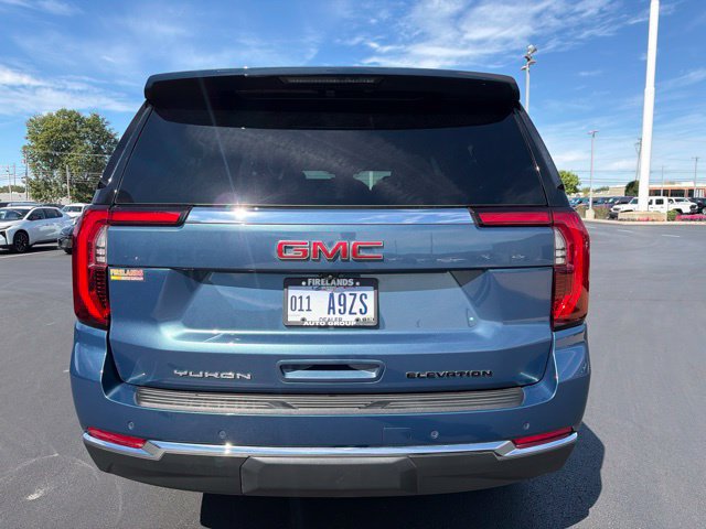 Used 2025 GMC Yukon XL Elevation AWD/4WD image 6