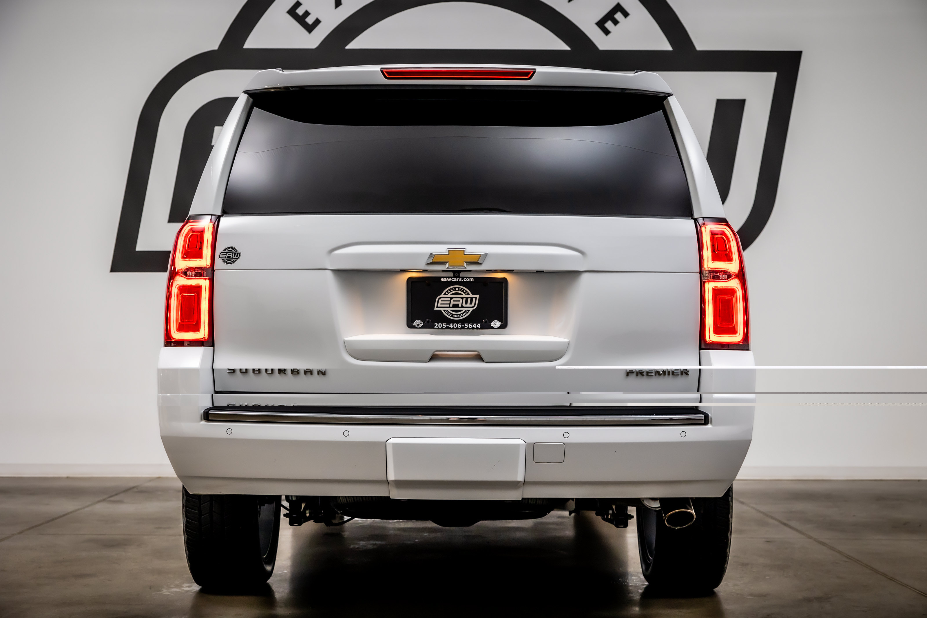 Used 2020 Chevrolet Suburban Premier w/ Premier Plus Edition RWD image 11