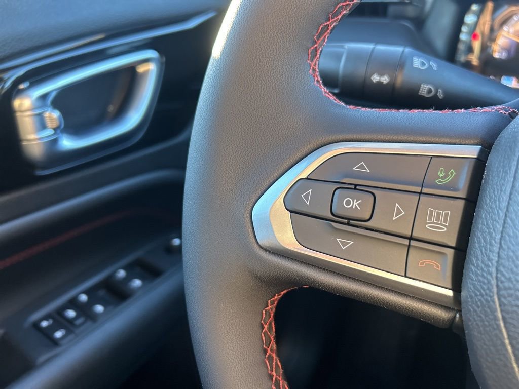 New 2026 Jeep Compass Trailhawk w/ Sun, Sound & Navigation Group image 23