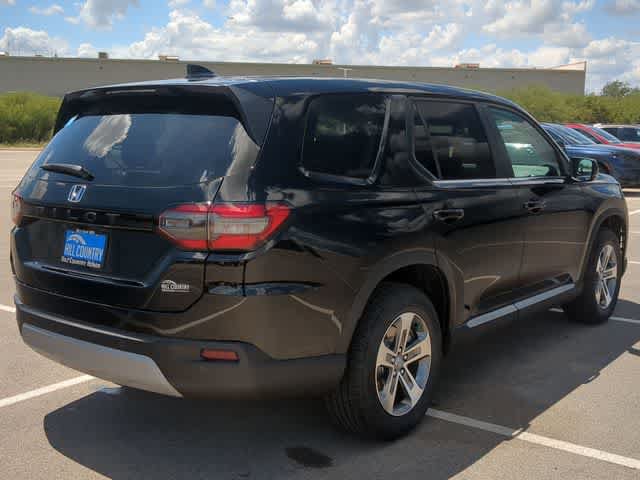 Used 2025 Honda Pilot EX-L image 6