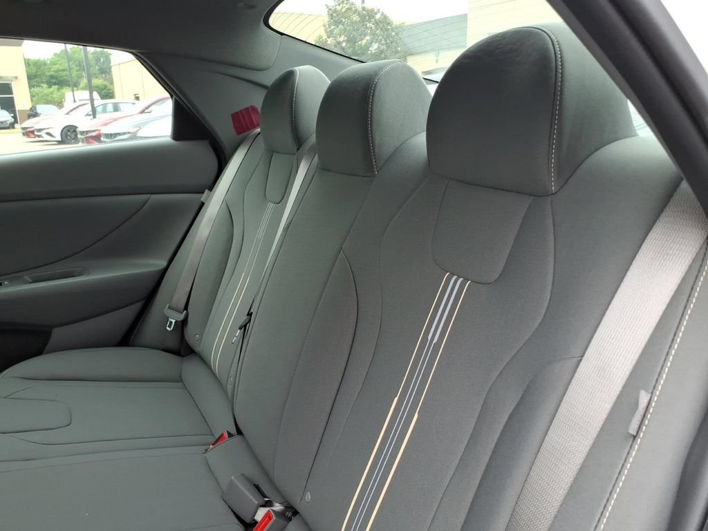 New 2026 Hyundai Elantra Sport FWD image 10