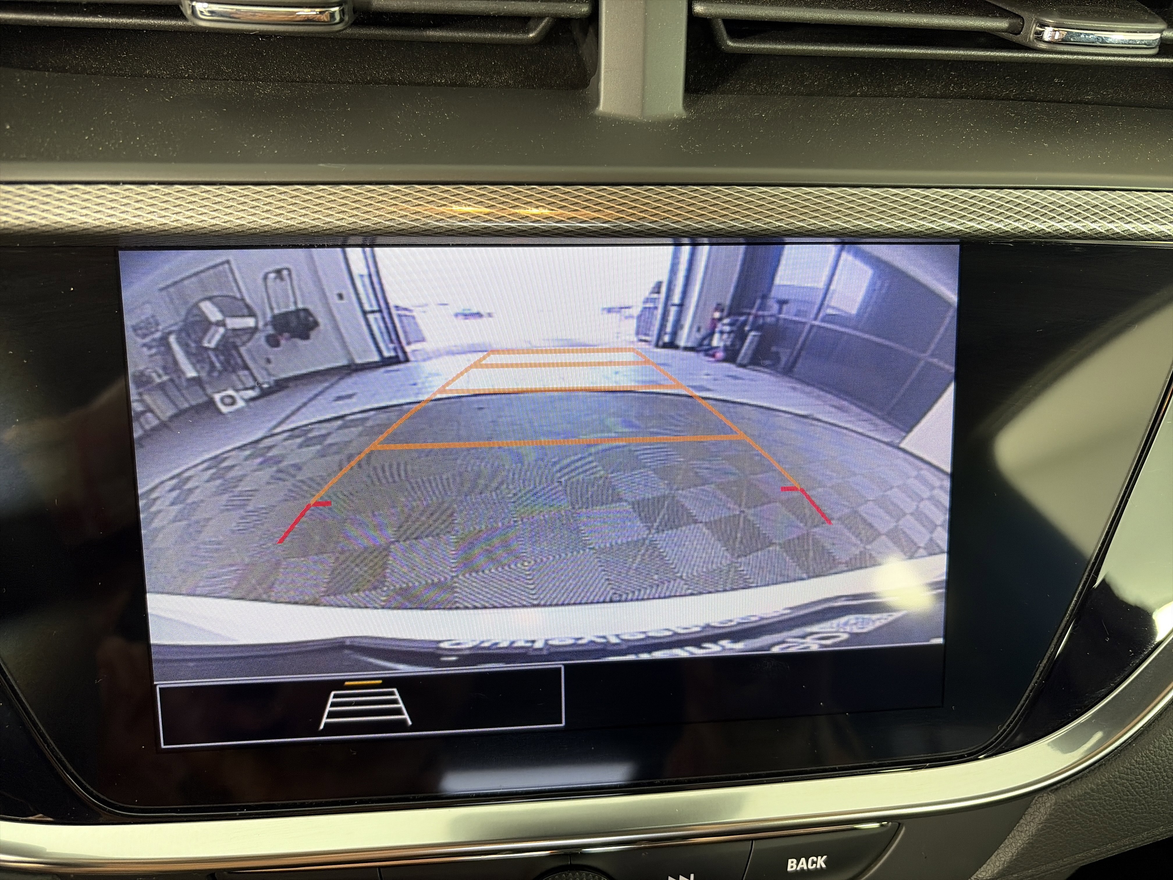 Certified 2022 Buick Encore GX Select w/ Sport Touring Package image 21