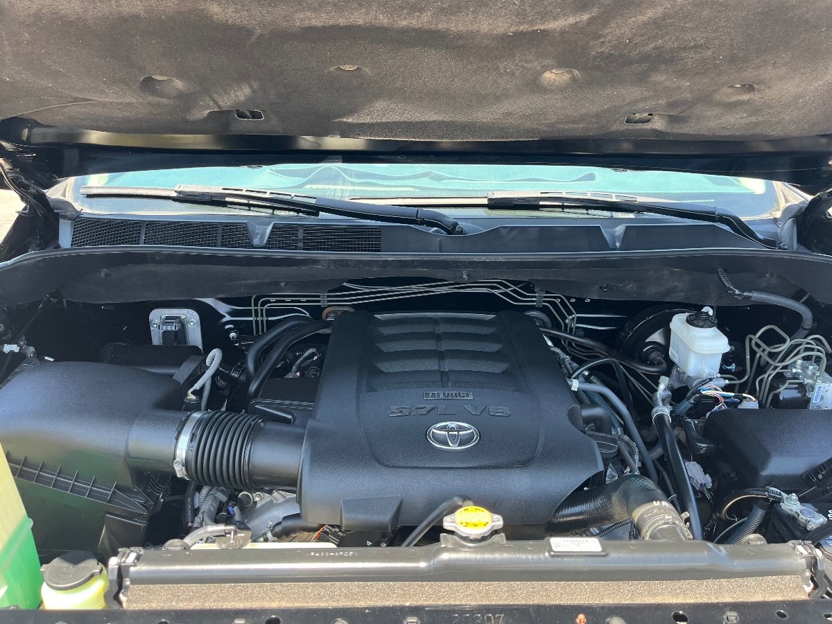 Used 2014 Toyota Tundra SR5 w/ SR5 Upgrade Package AWD/4WD image 39