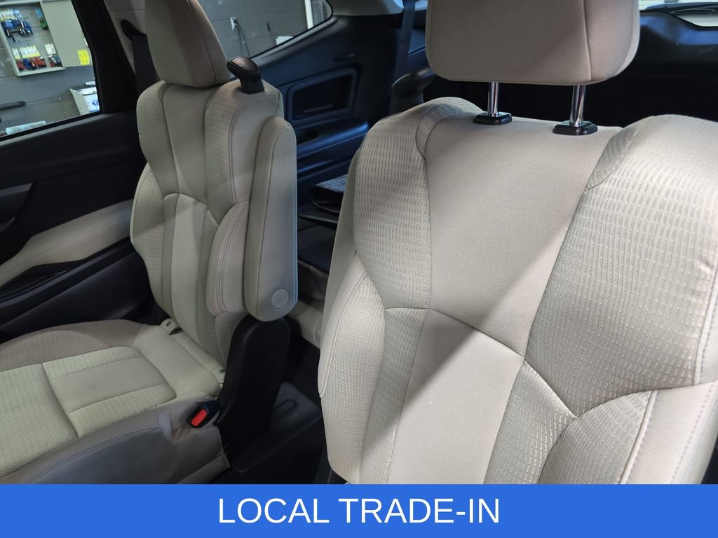 Used 2025 Subaru Ascent Premium w/ Premium Package AWD/4WD image 14