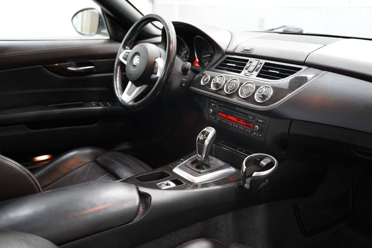 Used 2012 BMW Z4 sDrive28i RWD image 23