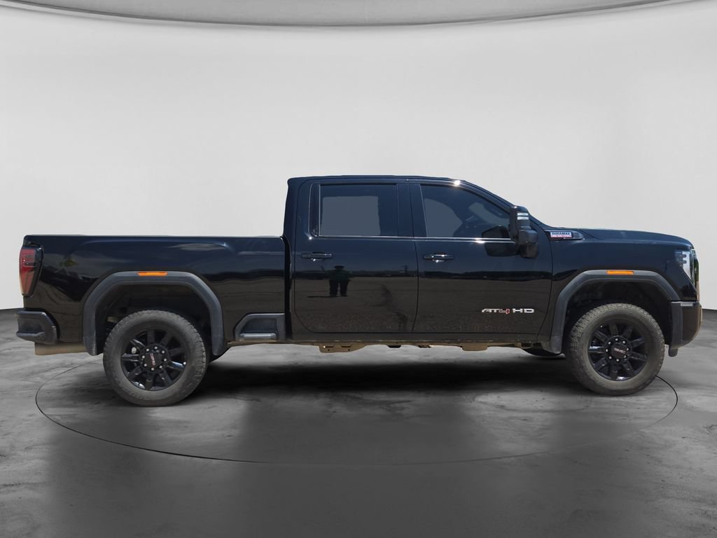 Used 2025 GMC Sierra 2500 AT4 AWD/4WD image 12