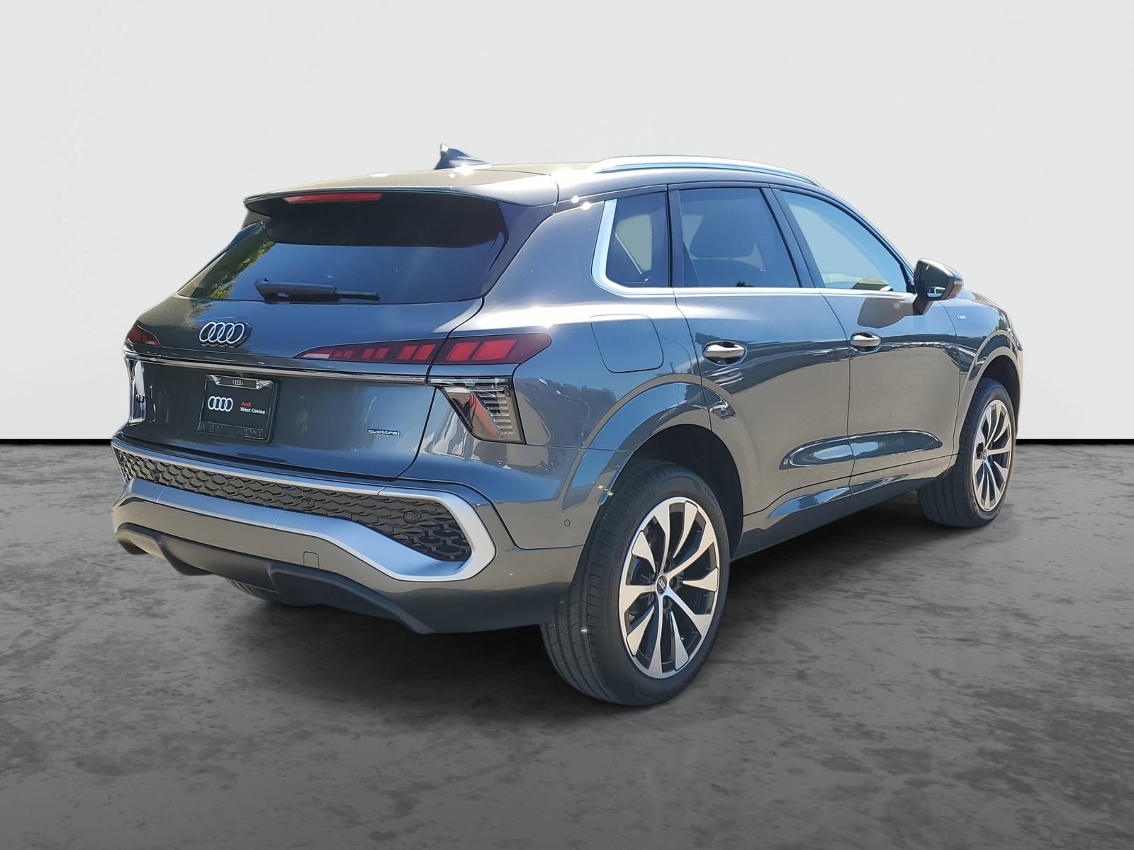 New 2026 Audi Q3 quattro 2.0T image 4