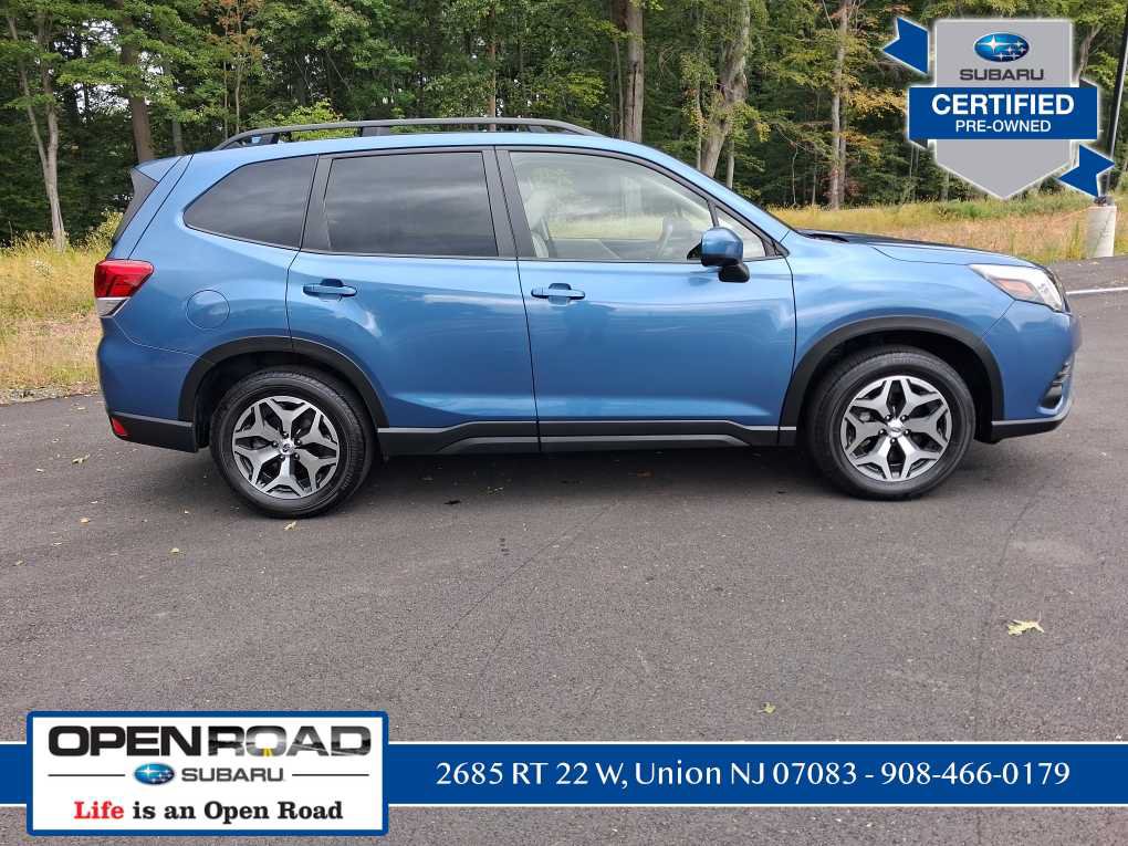 Certified 2023 Subaru Forester Premium AWD/4WD image 2