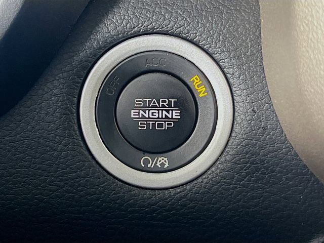 Used 2022 RAM 1500 Laramie AWD/4WD image 19