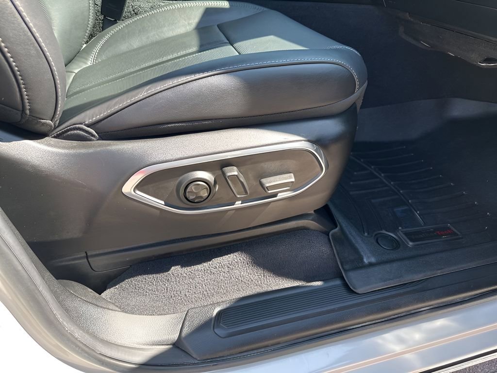 Used 2022 Jeep Wagoneer Series III w/ Premium Group I image 18