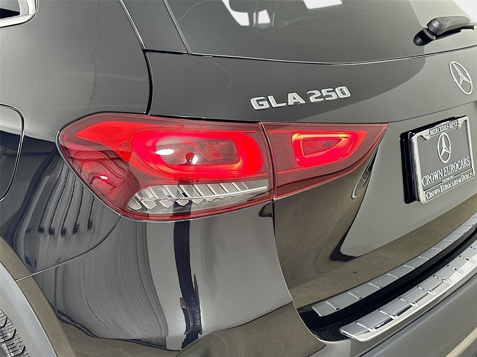 Certified 2023 Mercedes-Benz GLA 250 4MATIC image 39