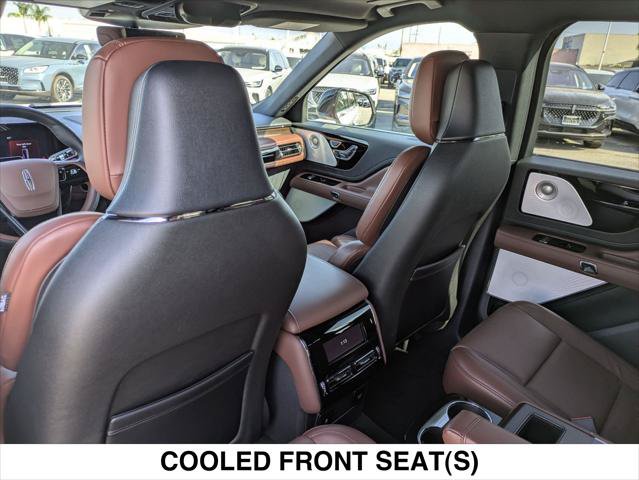 Used 2025 Lincoln Aviator Reserve w/ Equipment Group 201A AWD/4WD image 23