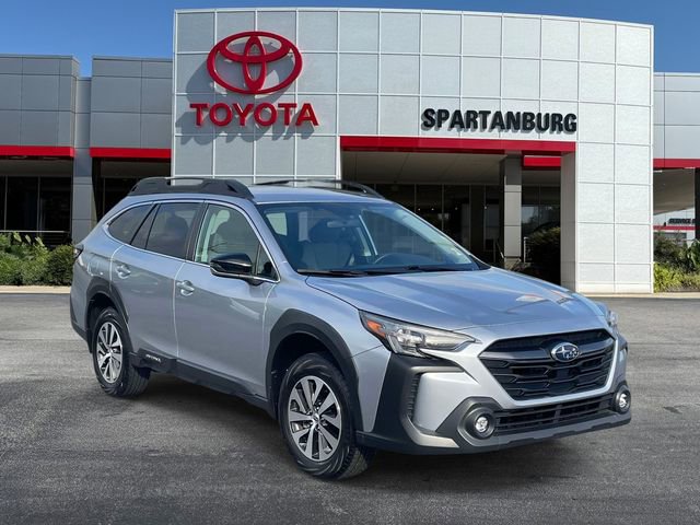 Used 2025 Subaru Outback Premium image 1