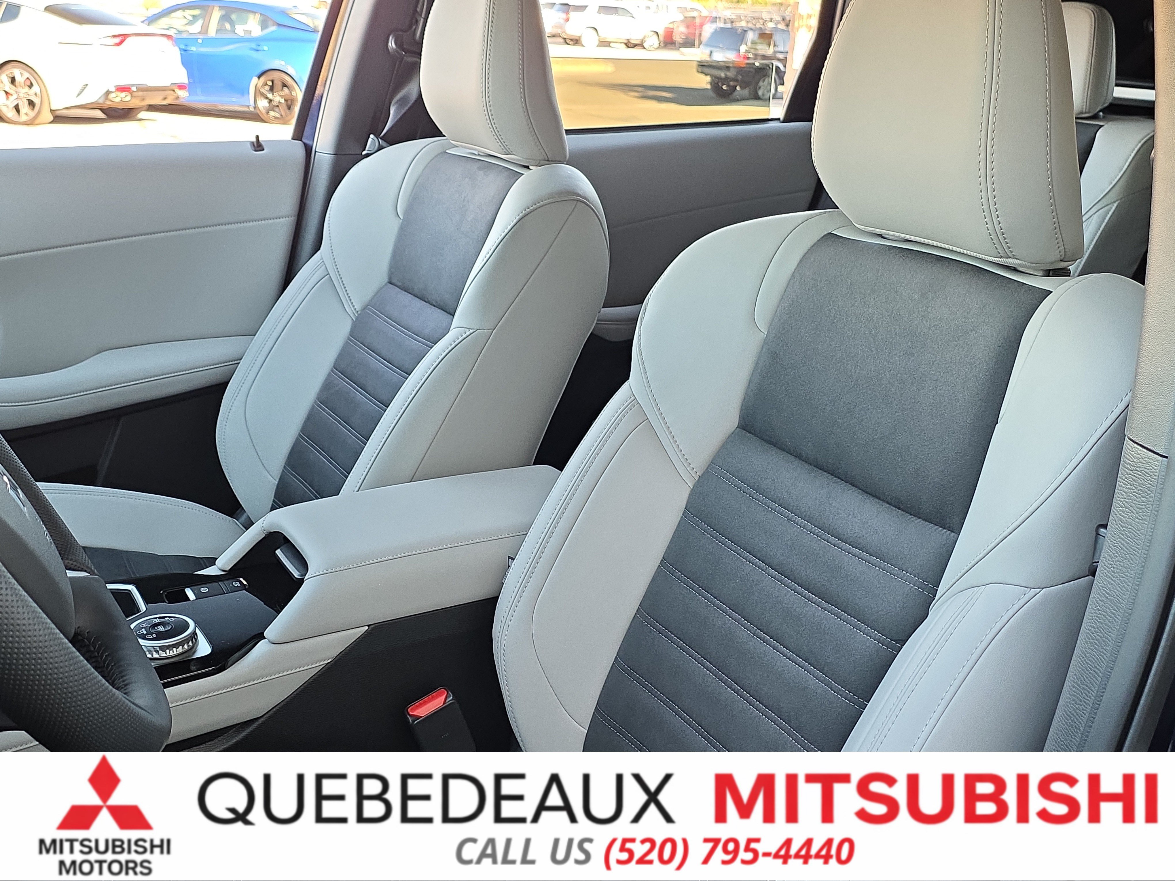 New 2026 Mitsubishi Outlander SE FWD image 12