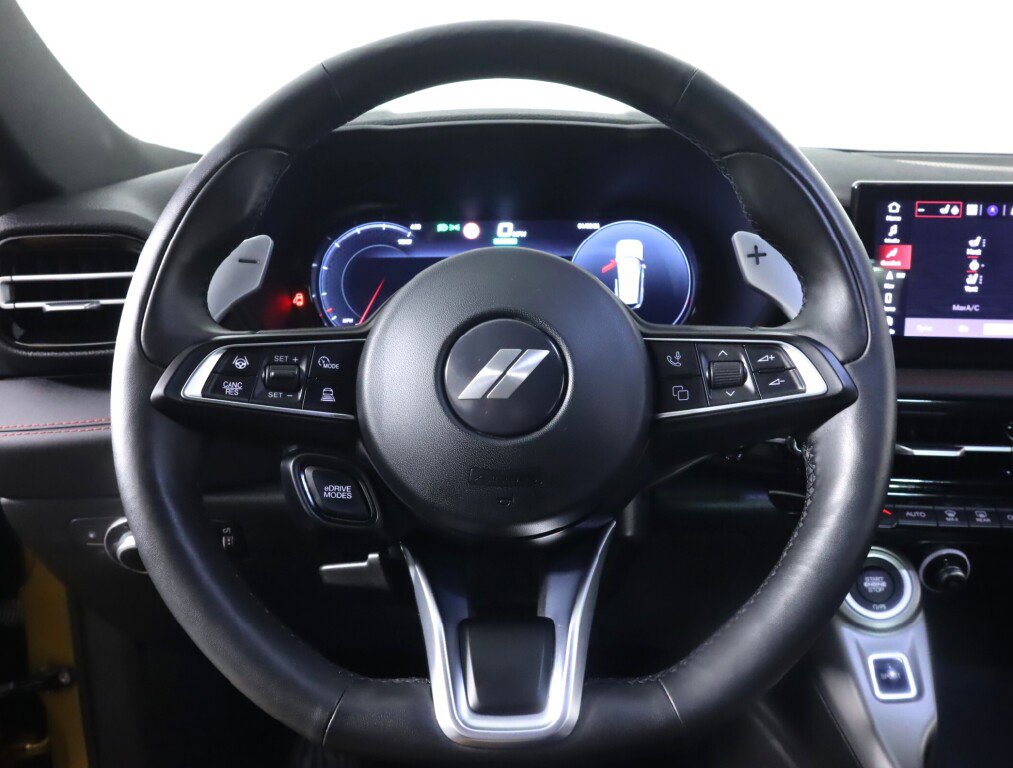 Used 2024 Dodge Hornet R/T Plus w/ Tech Pack Plus w/o Parking image 11