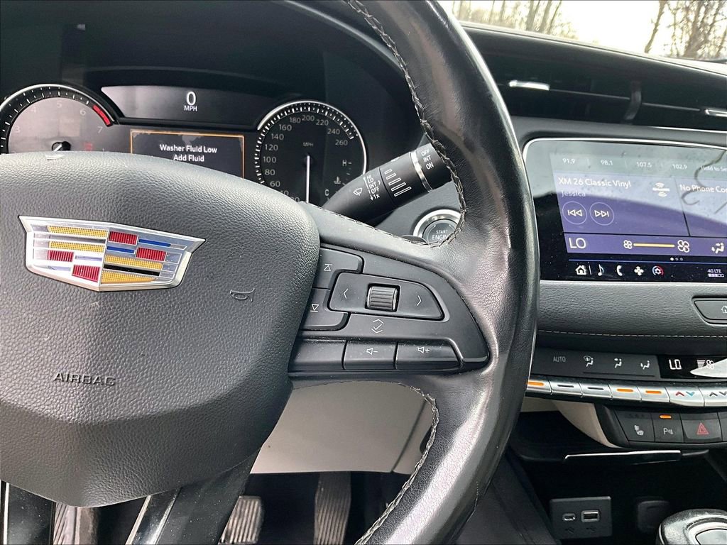 Used 2019 Cadillac XT4 Luxury w/ Trailering Package image 17