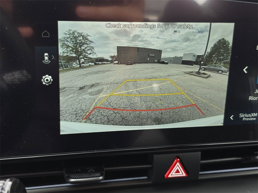 New 2025 Hyundai Elantra SEL image 30