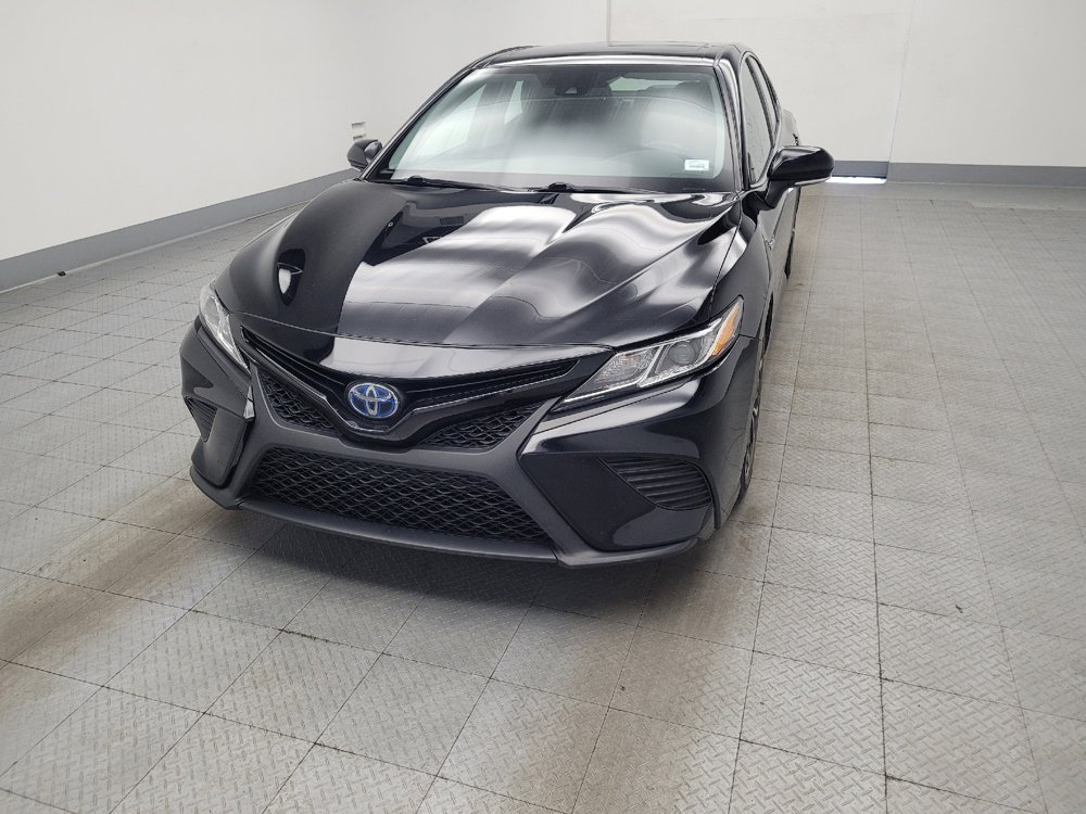 Used 2019 Toyota Camry SE w/ Sunroof Package FWD image 15