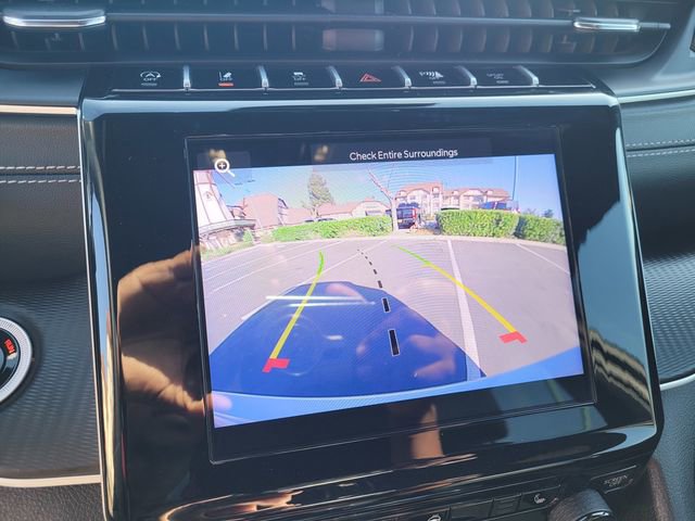 Used 2024 Jeep Grand Cherokee Altitude image 19