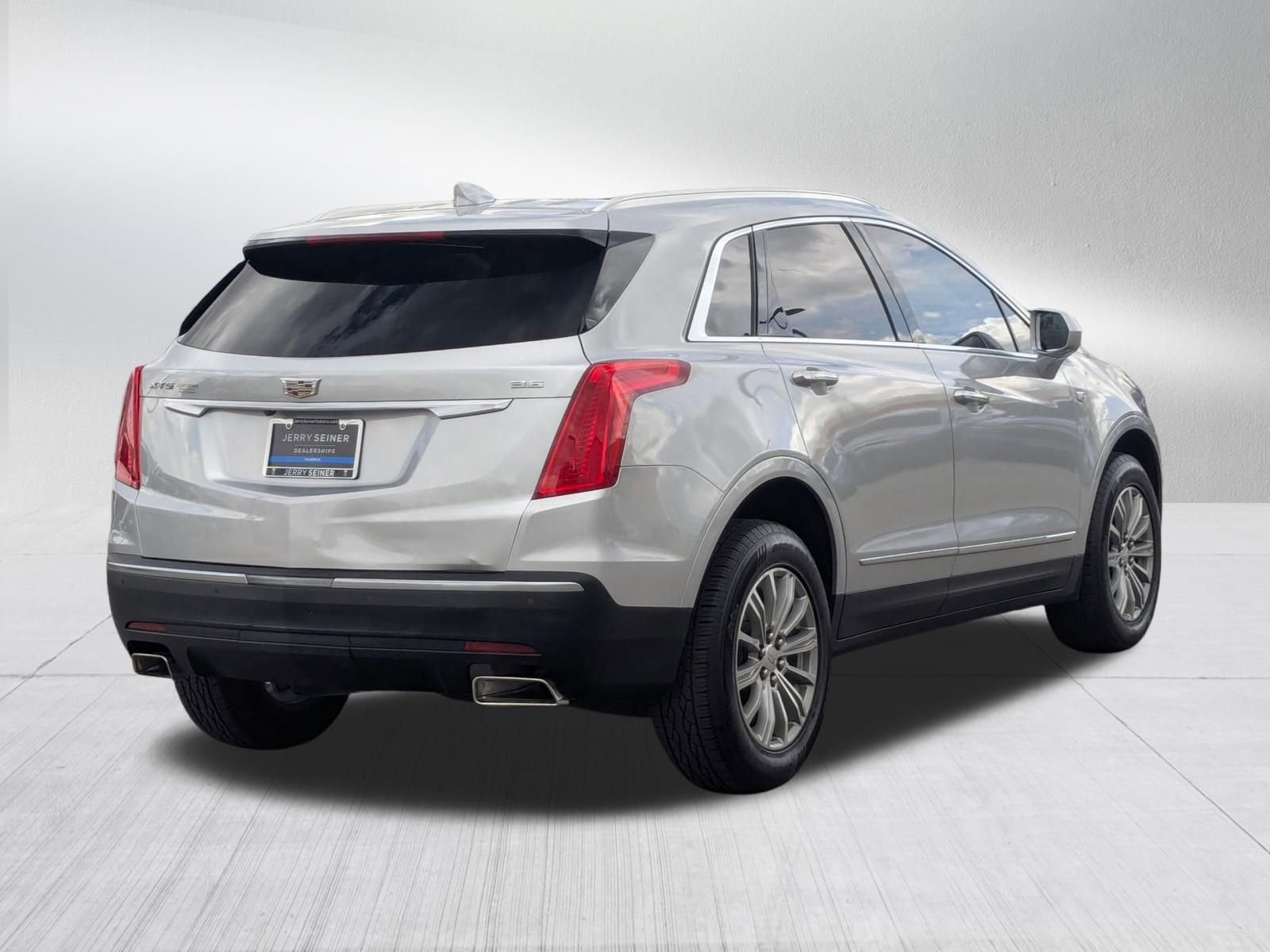 Used 2019 Cadillac XT5 Luxury FWD image 5