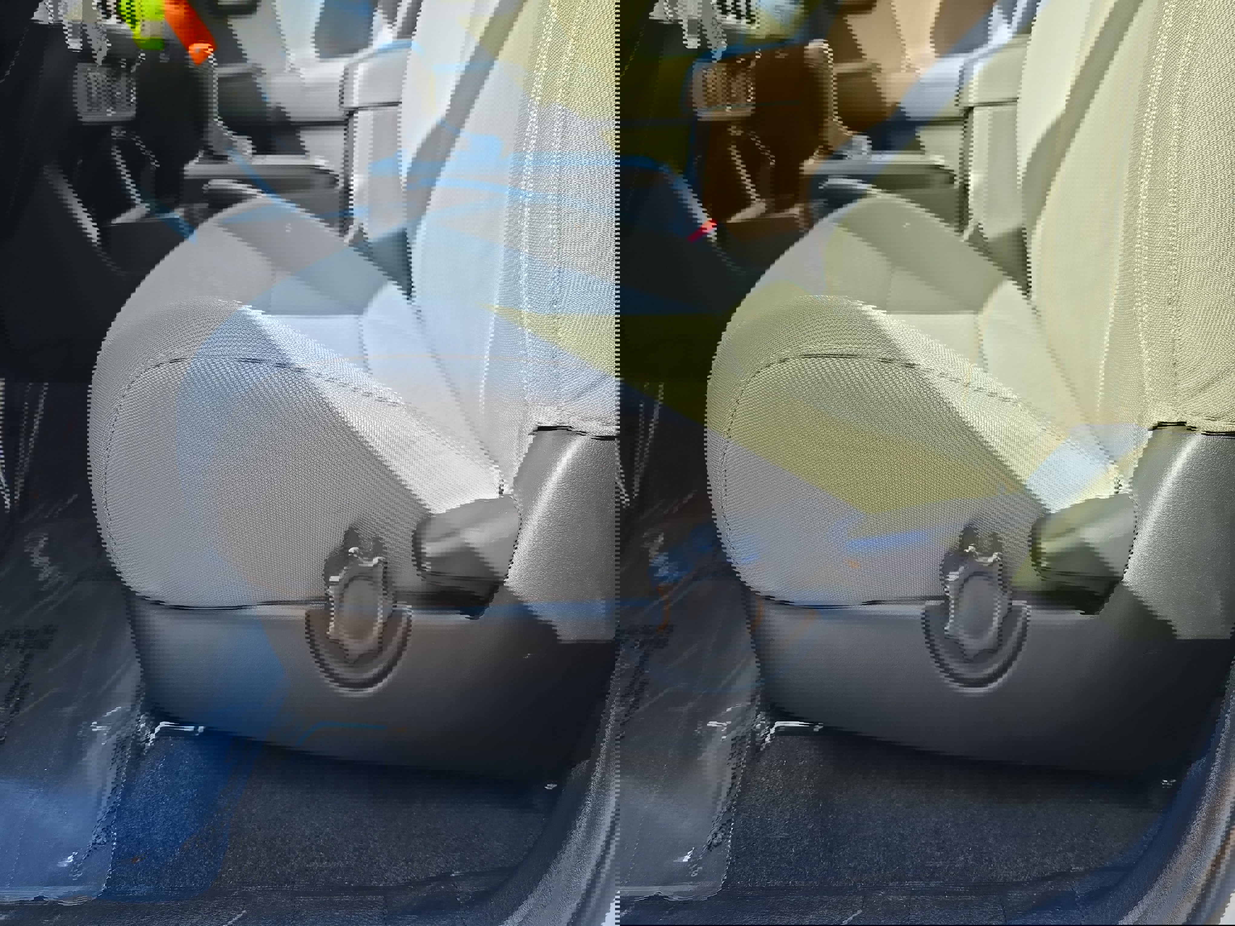 Used 2022 Toyota Tacoma SR w/ SR Convenience Package image 30