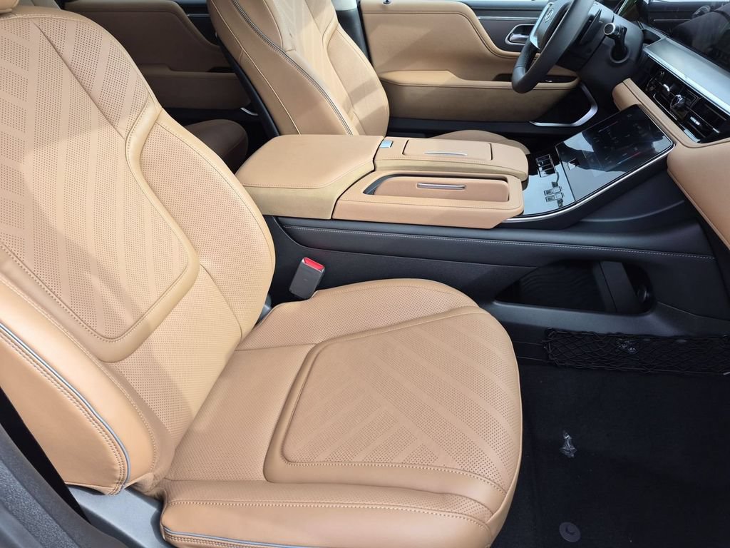 New 2027 INFINITI QX80 Luxe w/ Cargo Package AWD/4WD image 31