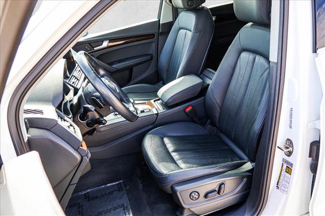 Used 2019 Audi Q5 2.0T Premium Plus AWD/4WD image 12