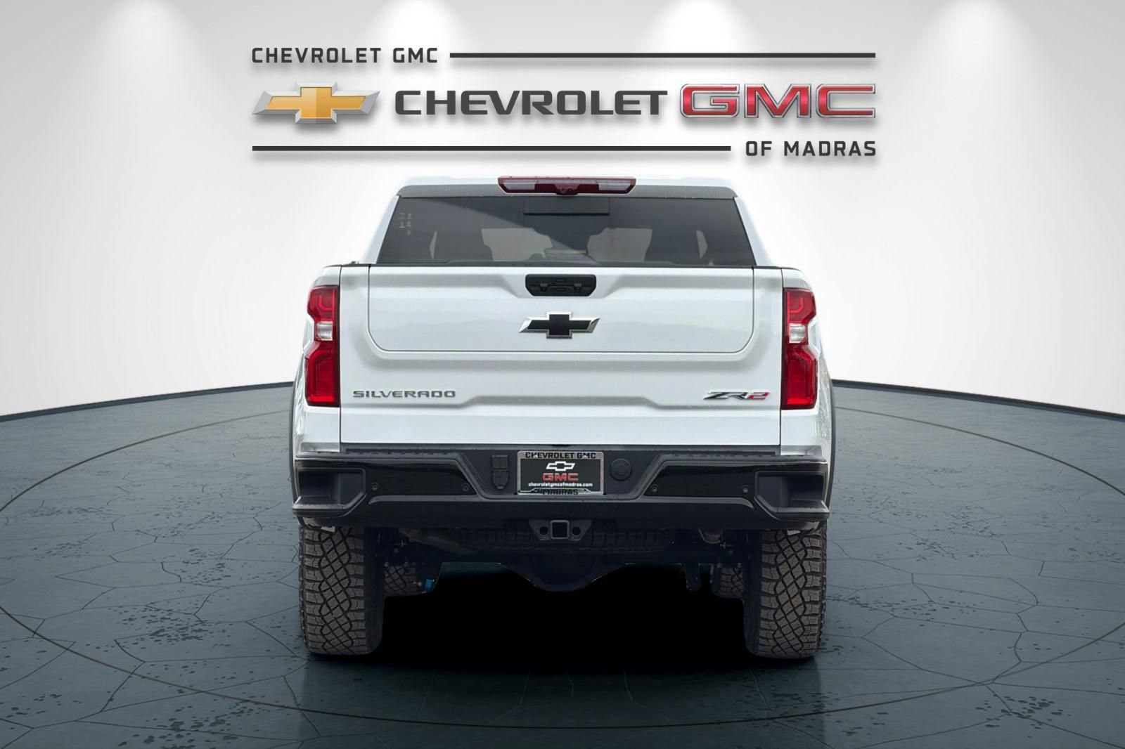 Used 2026 Chevrolet Silverado 1500 ZR2 image 4