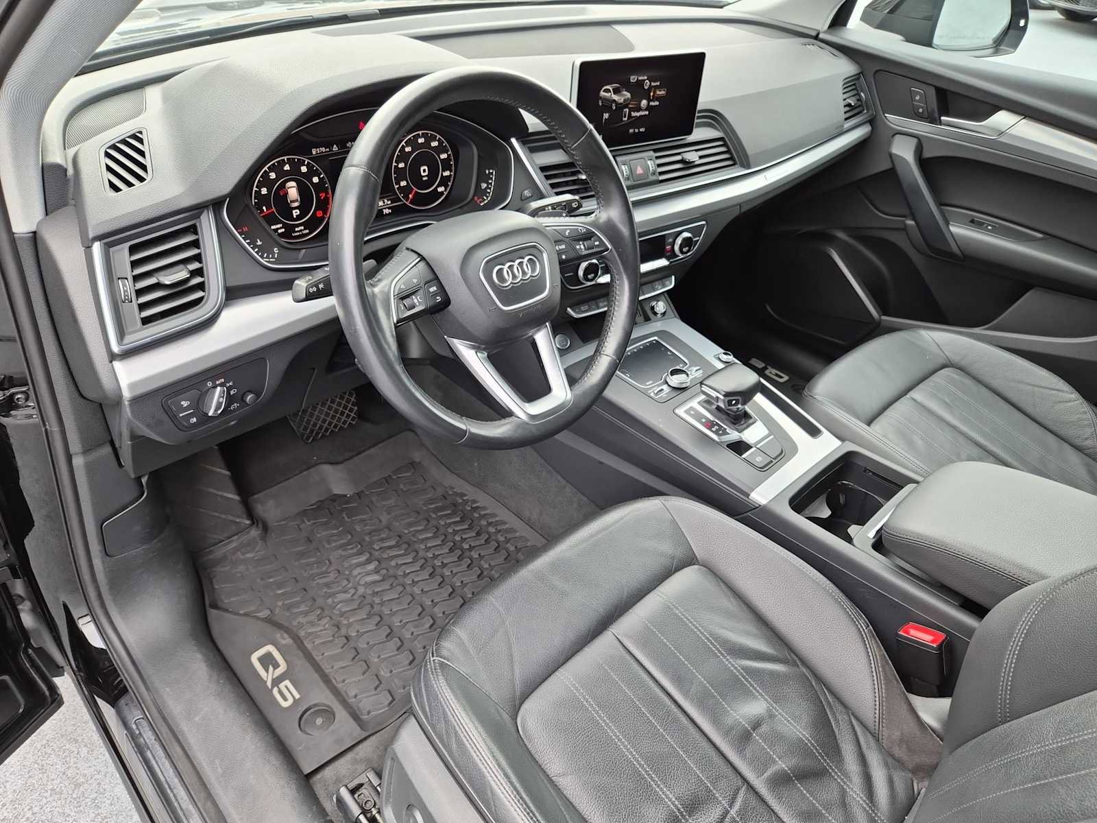 Used 2018 Audi Q5 2.0T Premium image 2