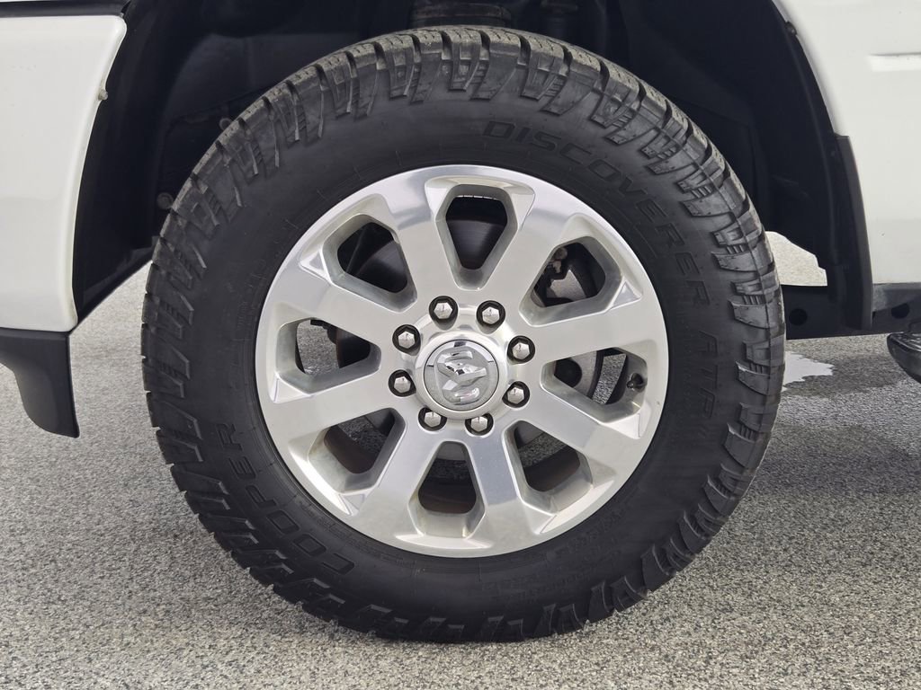 Used 2023 RAM 3500 Laramie image 13