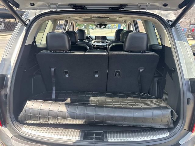 Used 2022 Kia Telluride SX w/ SX Prestige Package image 8