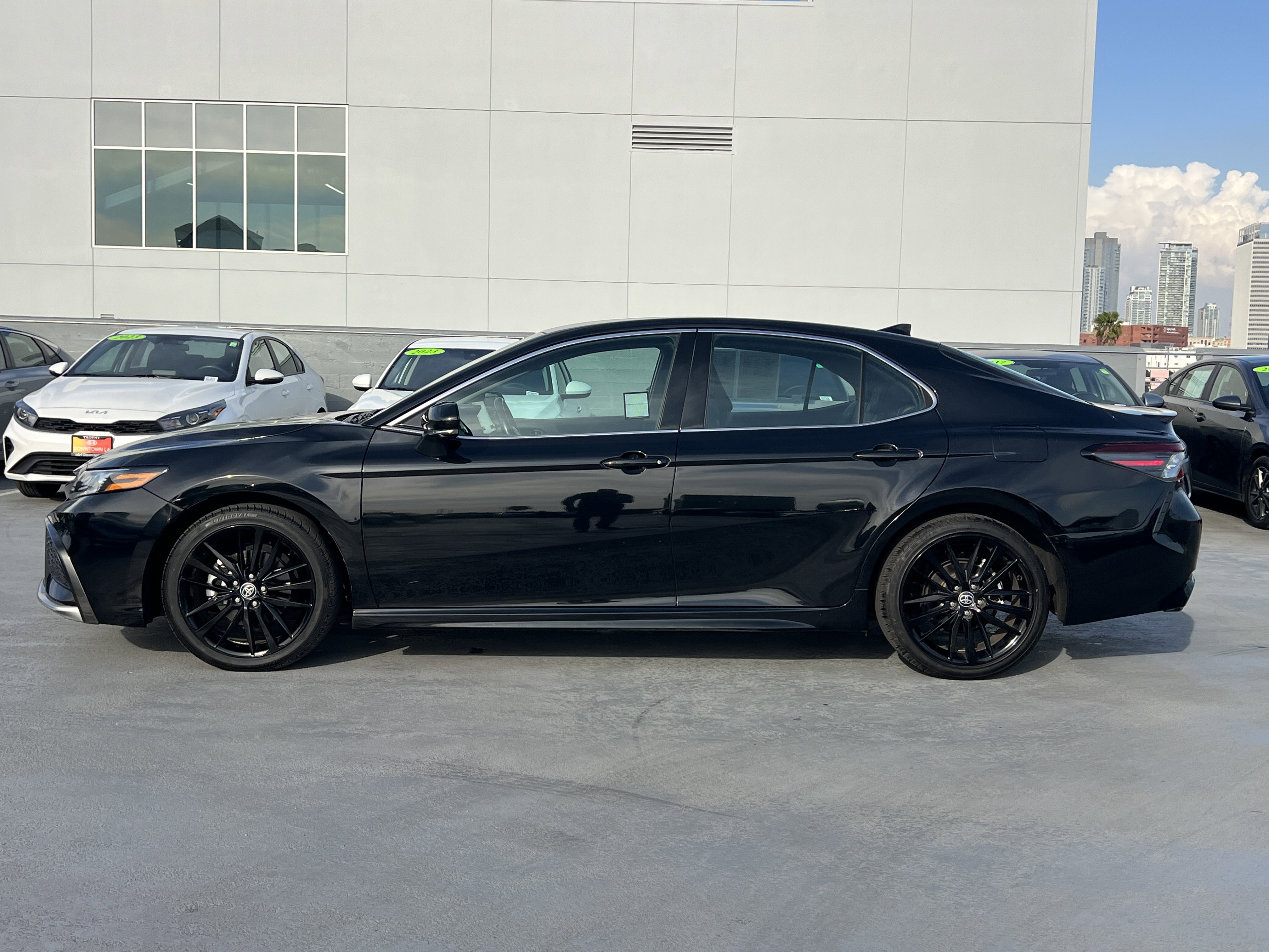 Used 2023 Toyota Camry XSE image 3