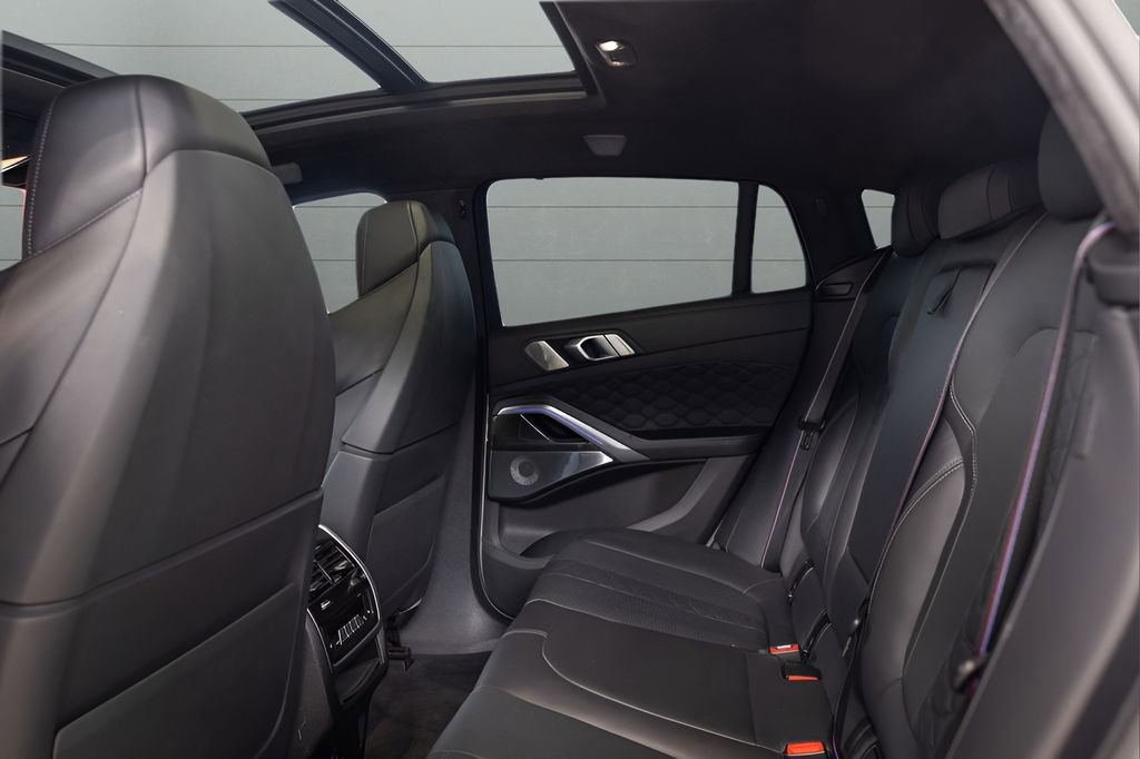 Used 2021 BMW X6 M w/ Competition Package image 54