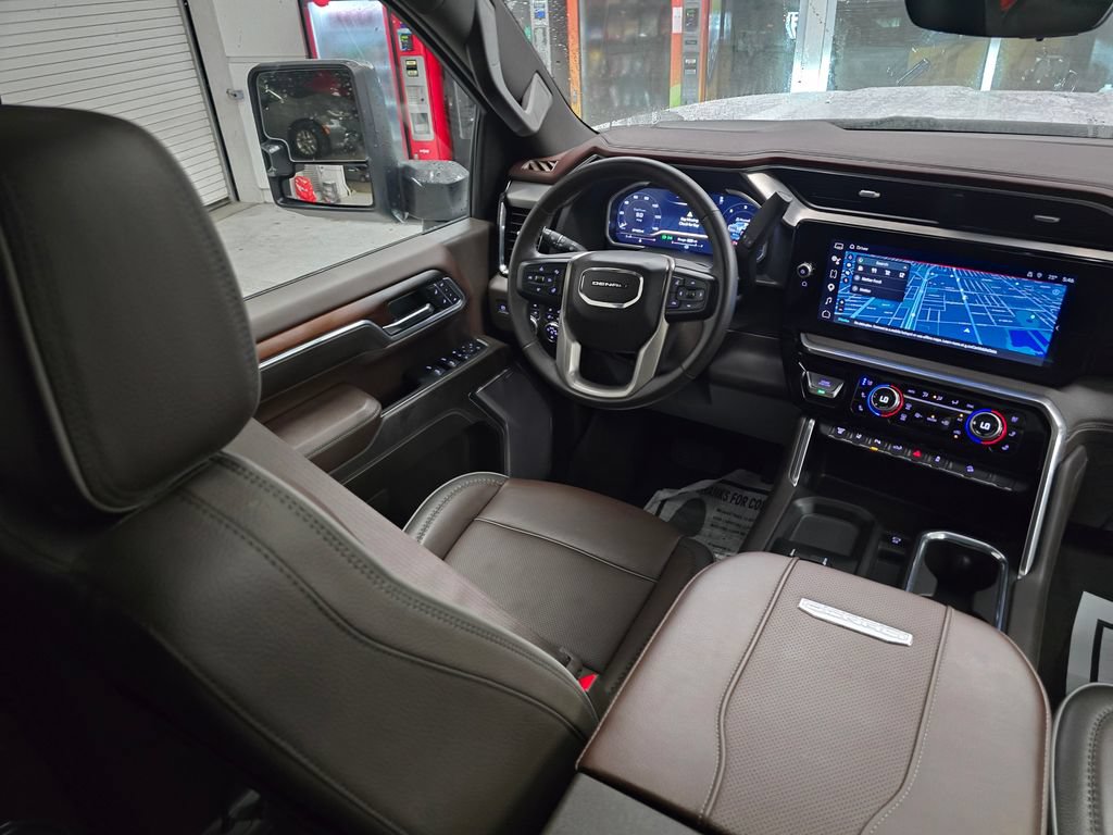 Used 2024 GMC Sierra 3500 Denali w/ Denali Reserve Package AWD/4WD image 50
