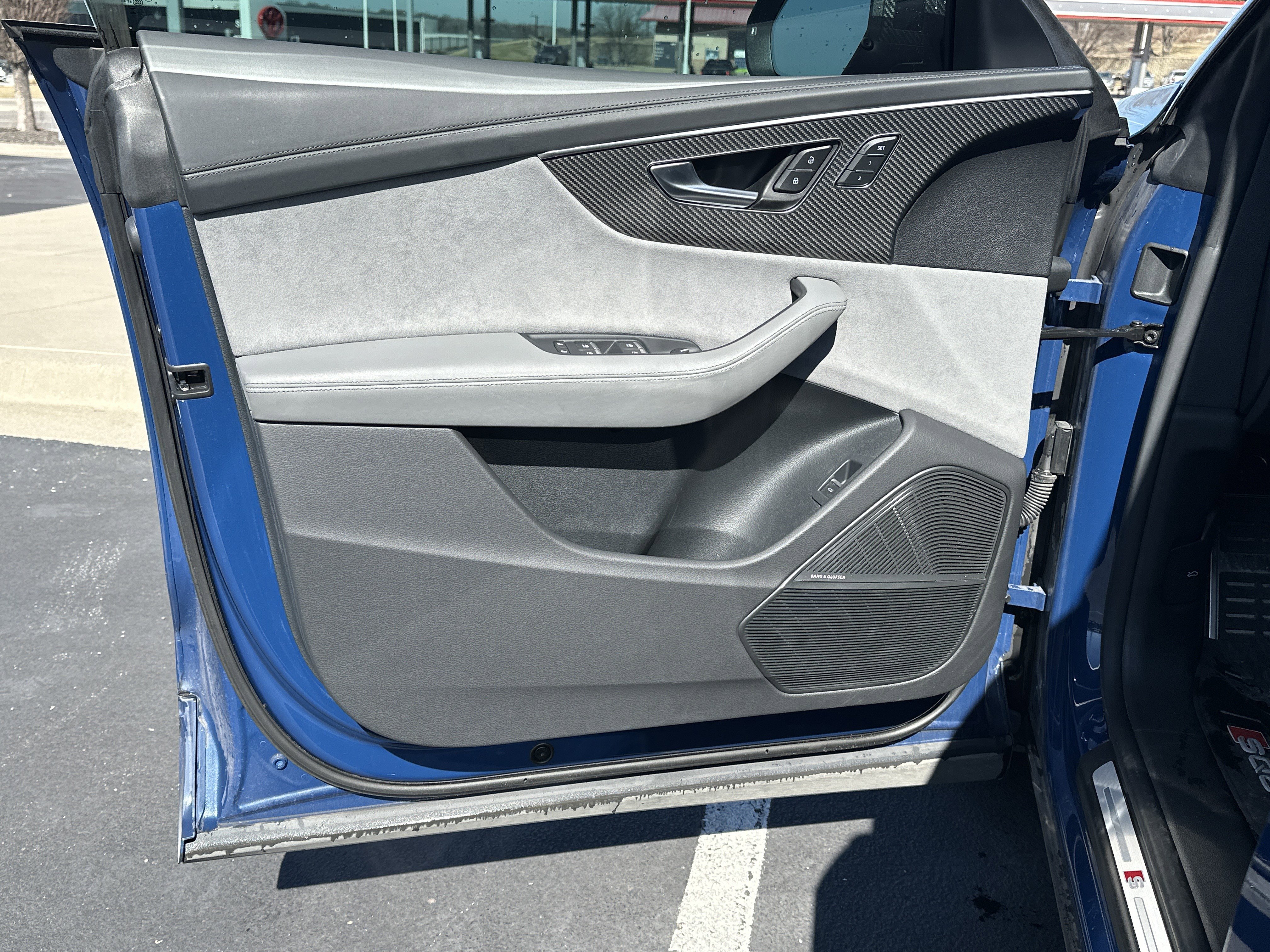 Used 2024 Audi SQ8 Prestige w/ Prestige Package image 14