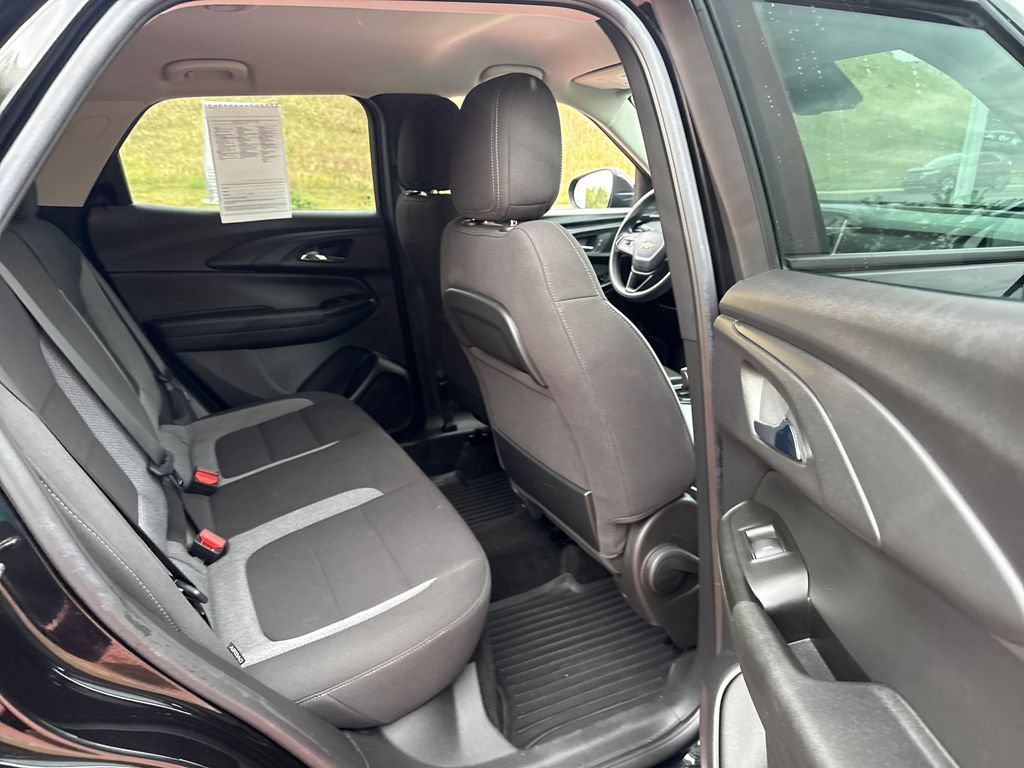 Used 2023 Chevrolet TrailBlazer LT AWD/4WD image 26