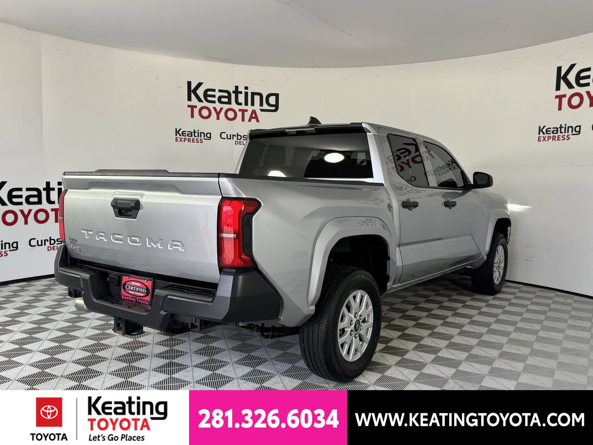 Certified 2025 Toyota Tacoma SR AWD/4WD image 6