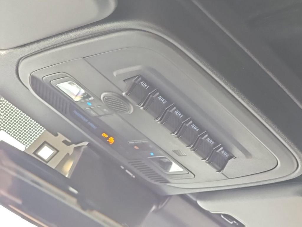 New 2025 Ford Bronco Badlands image 28